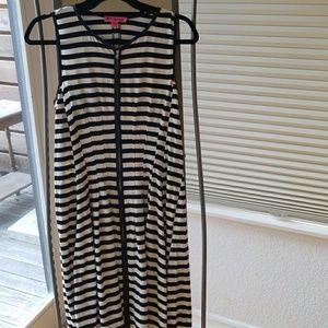 Size 10 Betsy Johnson flared skater dress